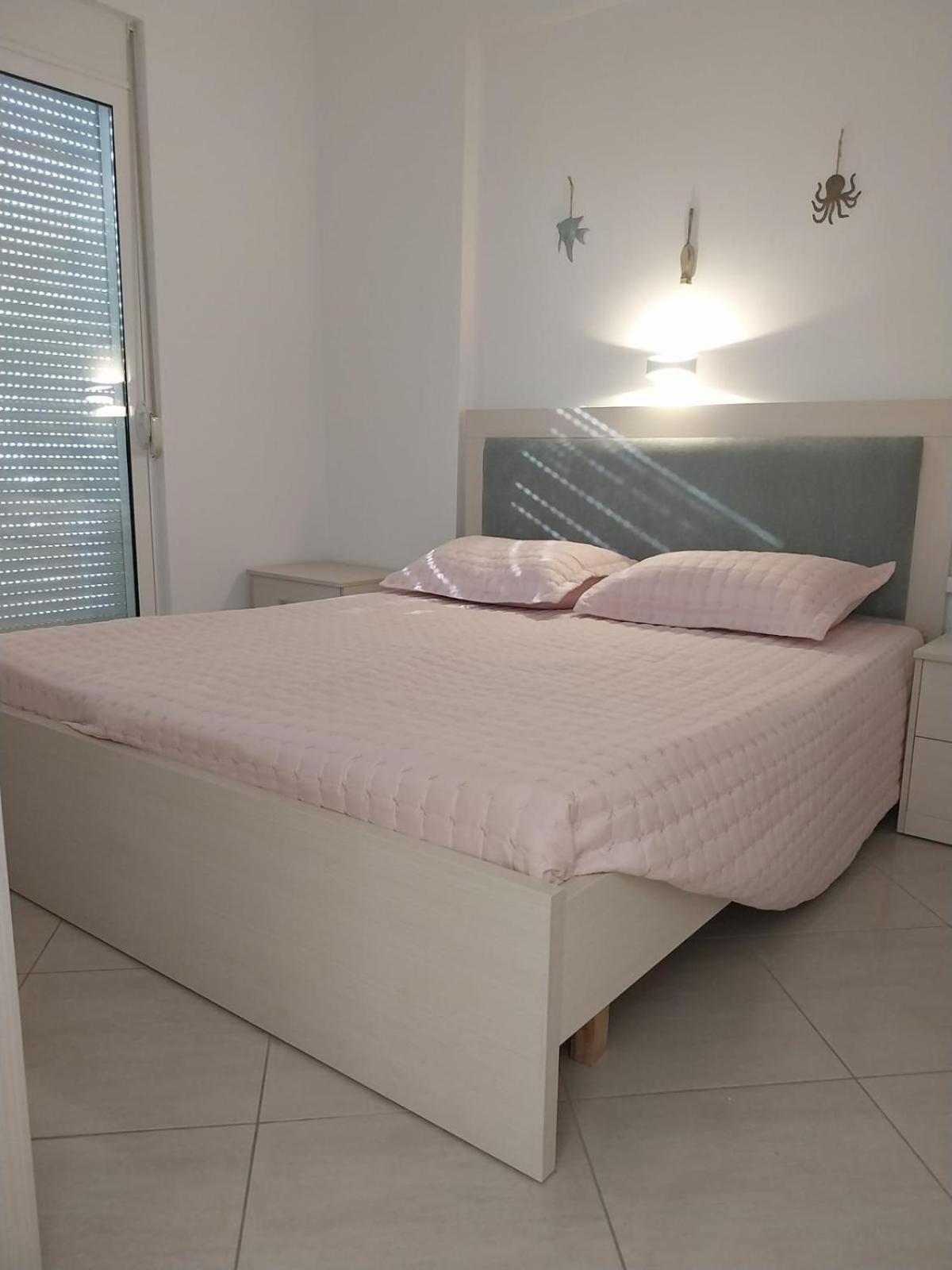 Susy Sea View Apartment Sarande Ngoại thất bức ảnh